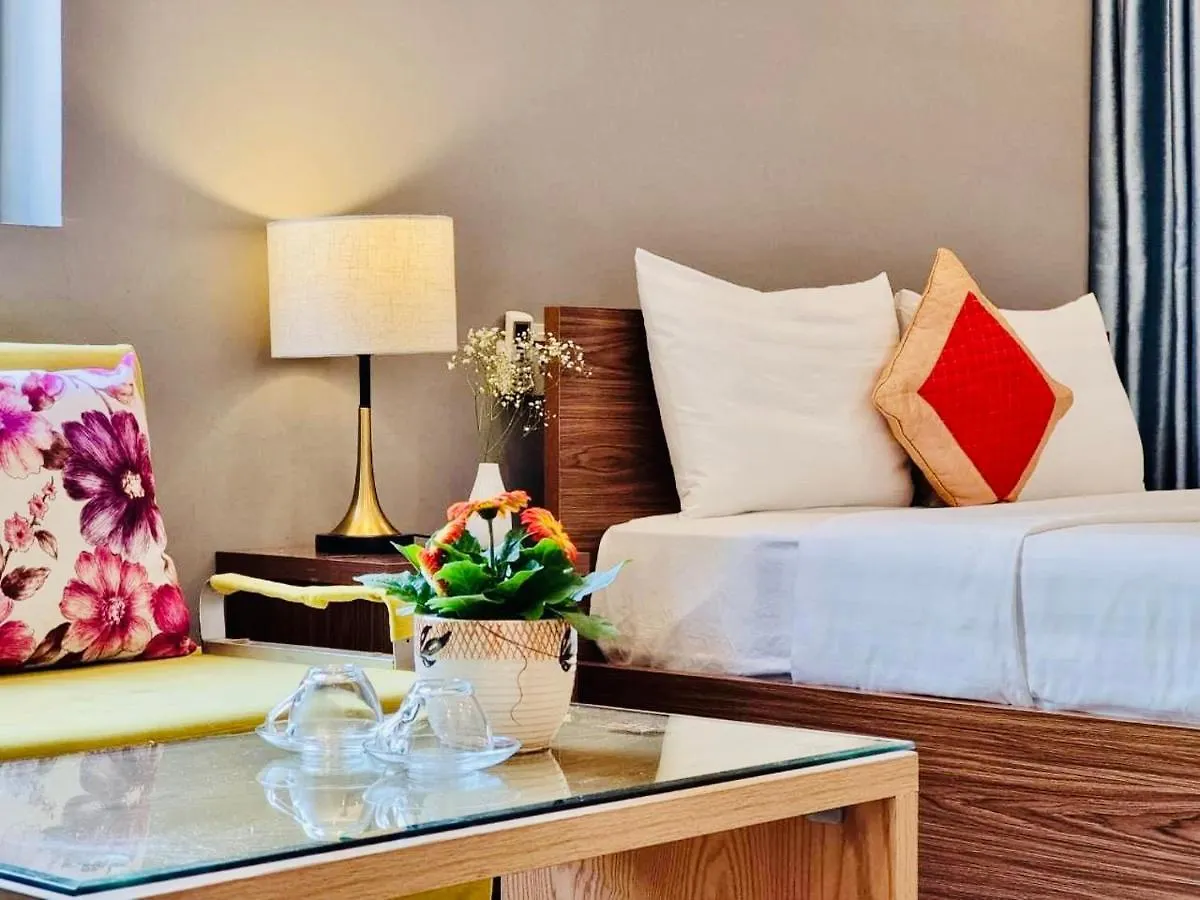 *** Апарт-отель Delicate Serviced Apartment And Hotel Дананг Вьетнам